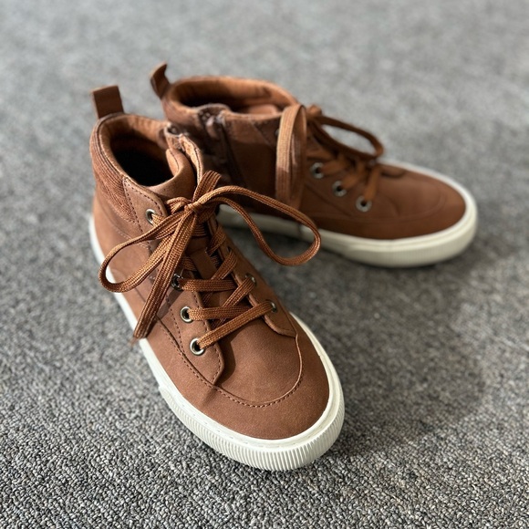 Cat & Jack Other - Boys Cat & Jack brown faux leather High-Top Sneakers